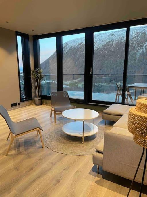Apartment New, Modern With Fantastic View